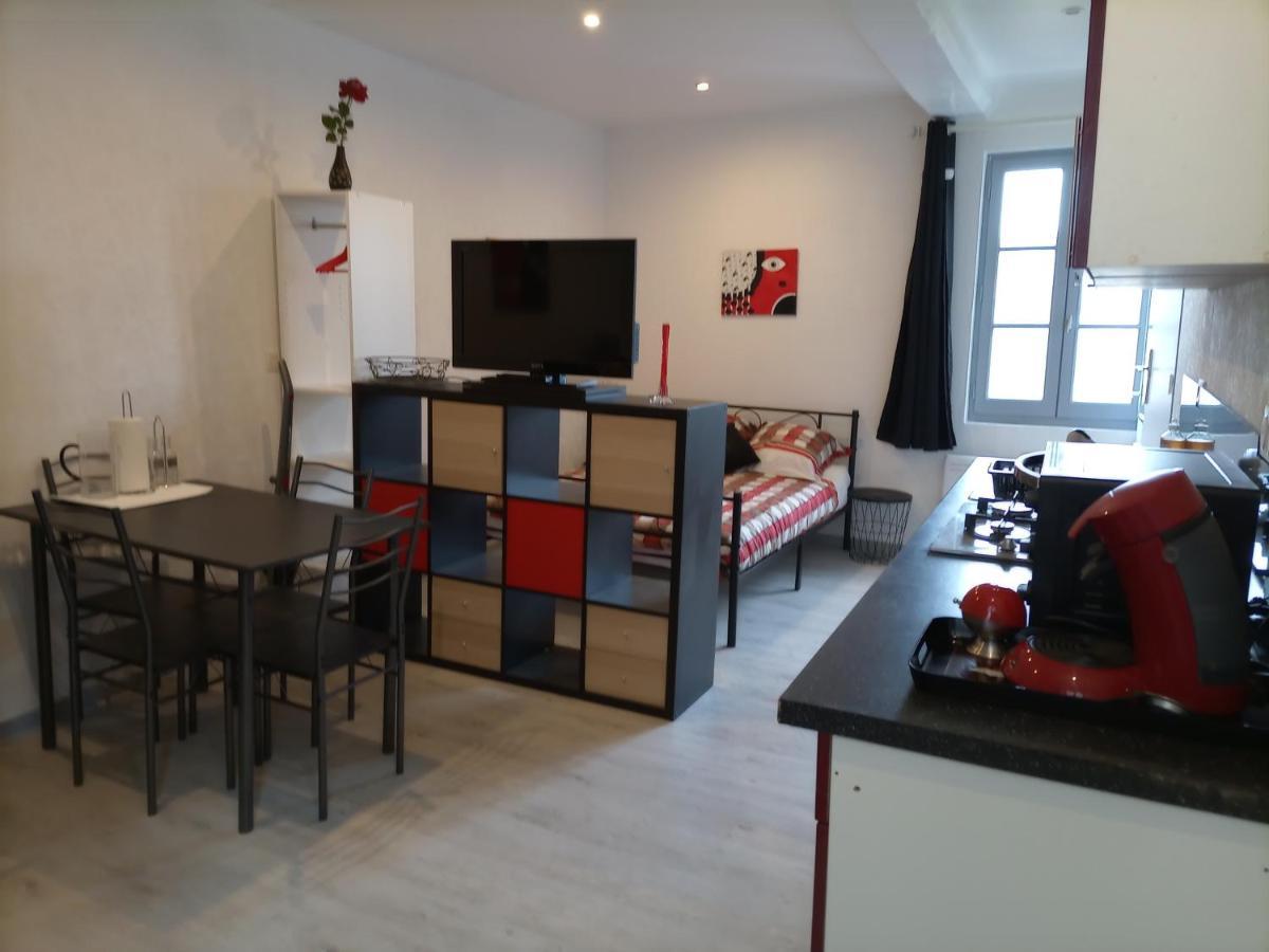 Studio Entre Chateau Et Vilaine A Vitre Exterior photo